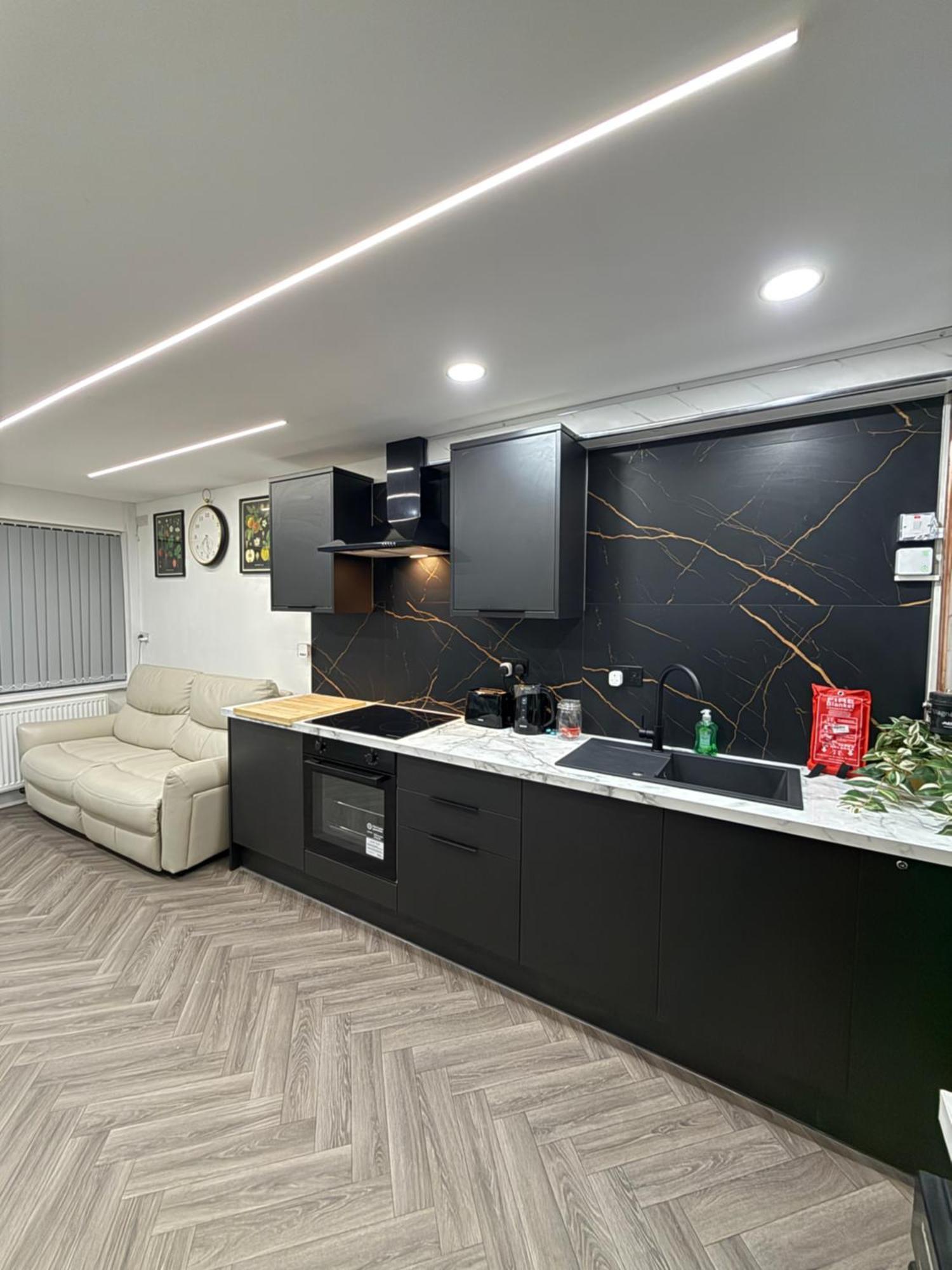 Birmingham City Centre- 9 Bed House With Free Parking Bagian luar foto
