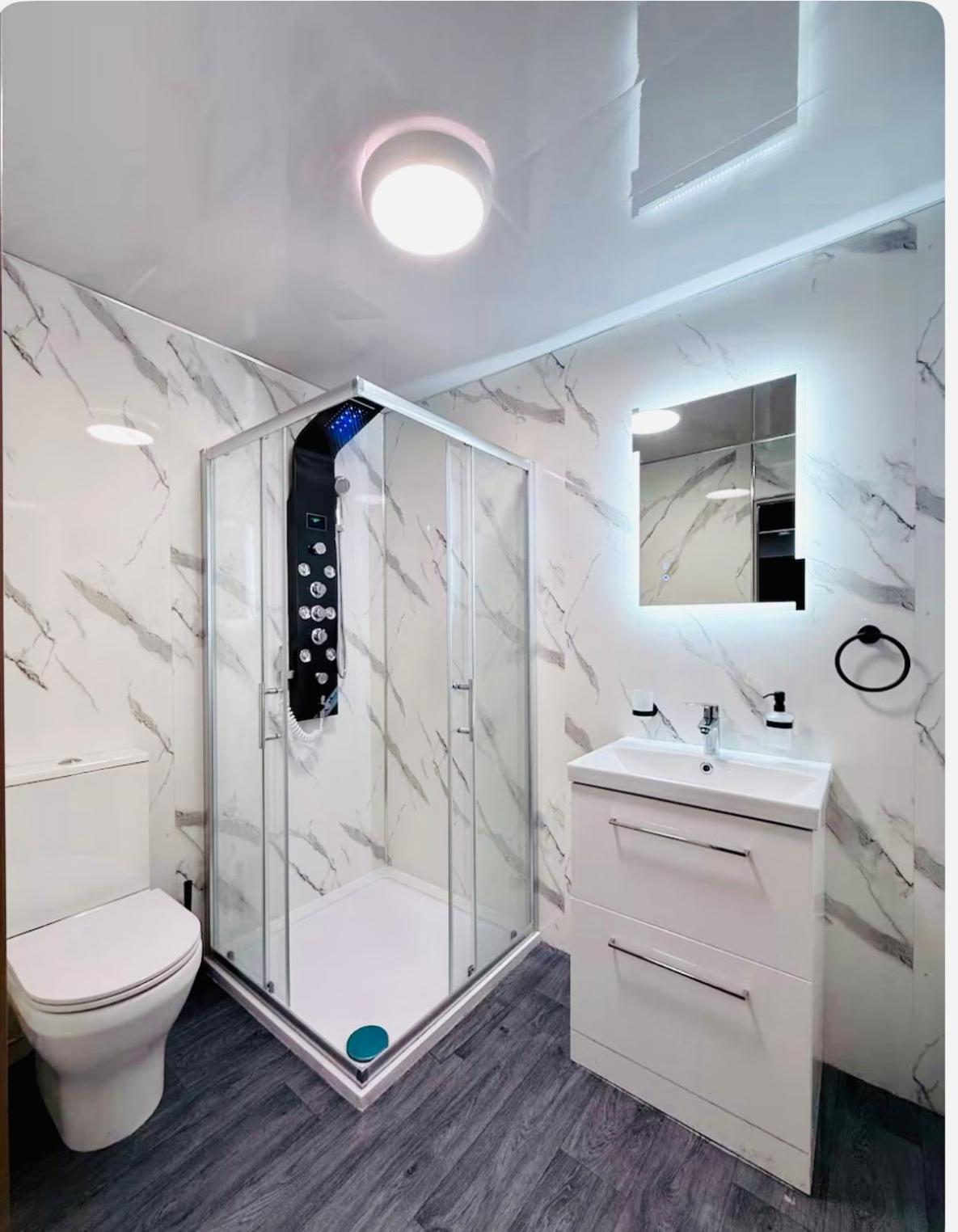 Birmingham City Centre- 9 Bed House With Free Parking Bagian luar foto